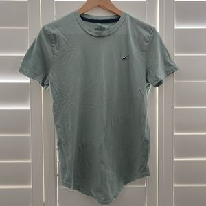 Mens Xs curved t shirt